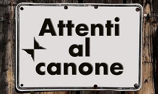 Clicca sull'immagine per ingrandirla. 

Nome:   Attenti-al-Canone.jpg 
Visite: 1 
Dimensione: 38.4 KB 
ID: 258312