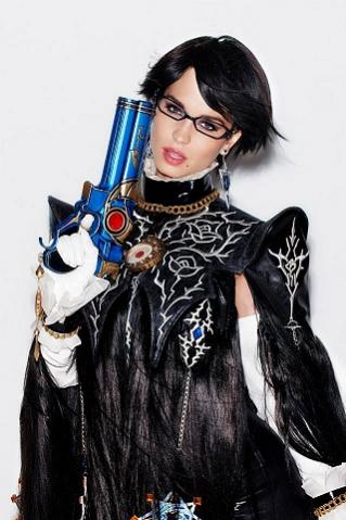 Playboy Playmate Pamela Horton - Bayonetta 2 cosplay photo